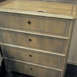 99 8325 CHEST OF DRAWERS